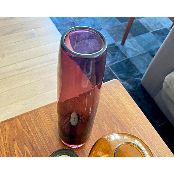 Mid Century Tall Cylindrical Amethyst Vase with Clear Base - Picture 5 of 9